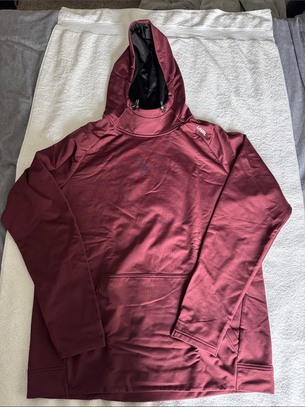 UNRL Maroon Pullover Hoodie for Men